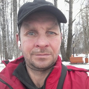 Макс, 45, Холм