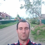Александр Колесников, 28, Бикин