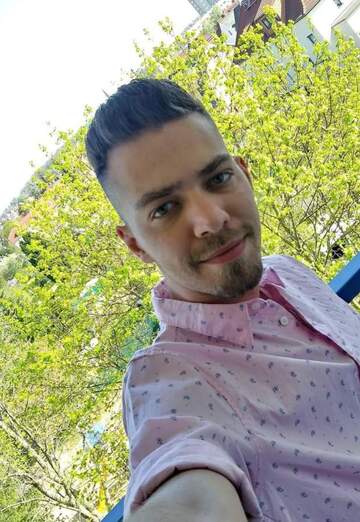 tony (@tony2698) — my photo № 2