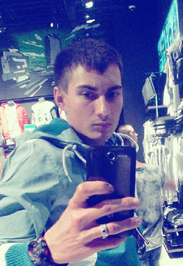 Моя фотография - Макс, 28 из Усть-Лабинск (@maks194224)