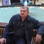Олег Антонов, 61, Среднеуральск