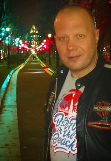 Моя фотография - Юрий, 48 из Санкт-Петербург (@uriy131220)