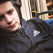 Начать знакомство с пользователем Виталя Белов 22 года (Рак) в Домодедово