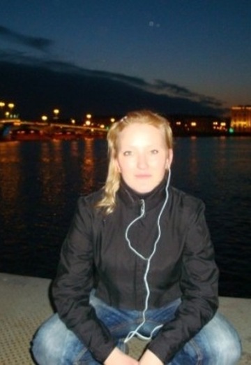 Моя фотография - Настя, 36 из Санкт-Петербург (@nastya4120)
