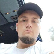 Влад, 25, Москва