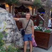 Антон, 45, Александров