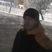 Антон, 35, Батецкий