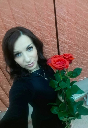 Моя фотография - Екатерина, 40 из Новомосковск (@ekaterina158220)