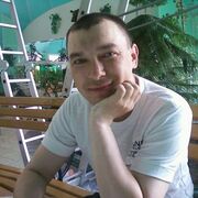 Олег, 43, Далматово