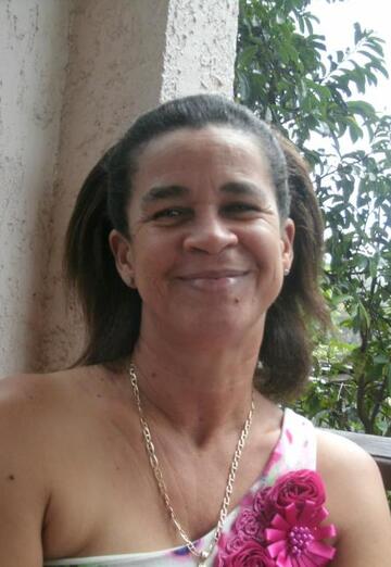 Моя фотография - Joyce Gumbs, 56 из Боарнуа (@joycegumbs)