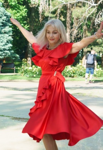Elena (@elena564780) — my photo № 1