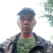 Иван, 41, Подгоренский