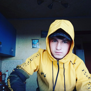 Абдурахмон, 21, Монино