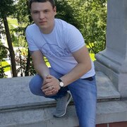 Виталий, 31, Родники