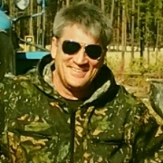 олег, 46, Слободской