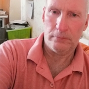 Игорь, 63, Курган