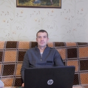 Александр, 33, Иловля