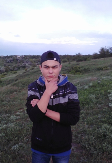 Моя фотографія - Владимир, 24 з Миколаїв (@vladimir146715)