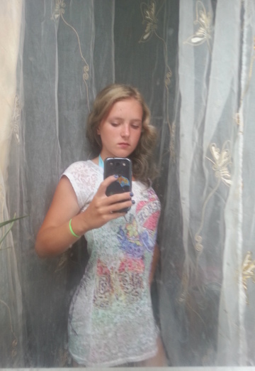 Моя фотография - Таня, 22 из Луганск (@tanya43671)