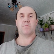 Олег, 42, Углич