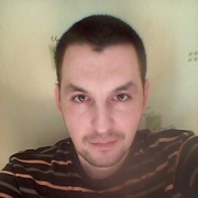 Олег, 38, Некрасовка