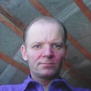 Ян, 47, Родники