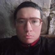 Vitaliy Isaev, 21, Курчатов