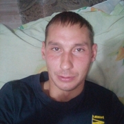 Олег, 31, Советск (Кировская обл.)