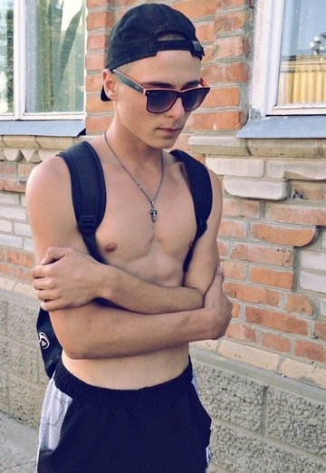 Моя фотография - Дмитрий, 28 из Краснодар (@dmitriy153339)