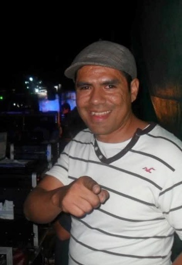 Omar Terron (@omarterron) — my photo № 1