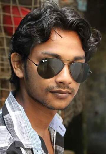 Моя фотография - Its Sowrov, 34 из Дакка (@itssowrov)