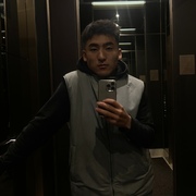 Мальчик, 18, Москва