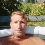 Ден, 30, Екатеринбург