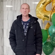 Роман, 46, Москва
