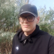 Андрей, 25, Саратов