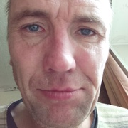 Евгений, 45, Родники