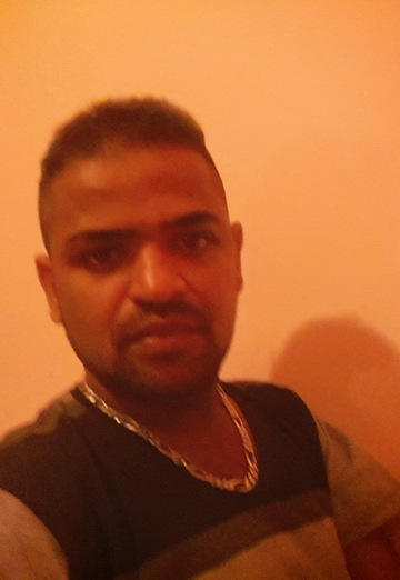 My photo - ireshranaweera, 42 from Colombo (@ireshranaweera)