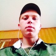 Виталий, 27, Артем
