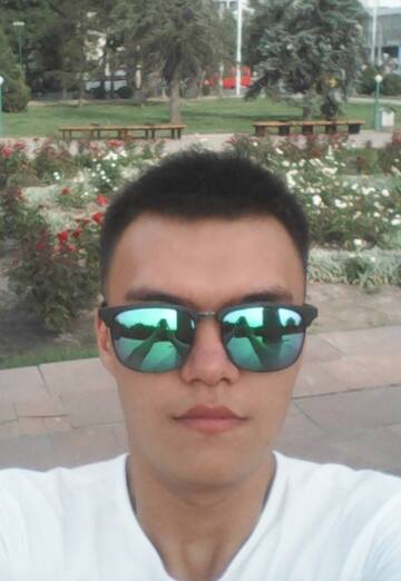 Моя фотография - Ырыскелди, 29 из Бишкек (@iriskeldi13)