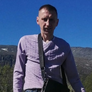 Александр, 39, Кировск