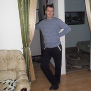макс, 40, Гиагинская