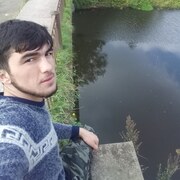 Сиёвуши   Хикмат, 25, Колпино