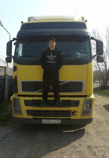 Моя фотография - Николай, 36 из Усть-Кут (@nikolay119996)