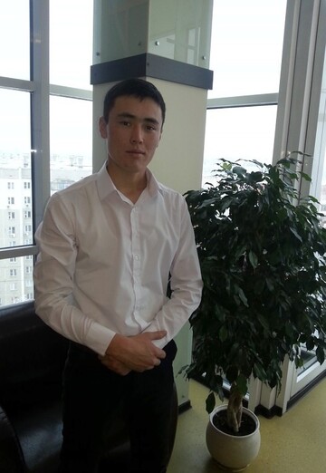 Моя фотография - Aziz Osmonbekov, 32 из Бишкек (@azizosmonbekov)