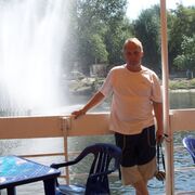 valery, 44, Шахтерск