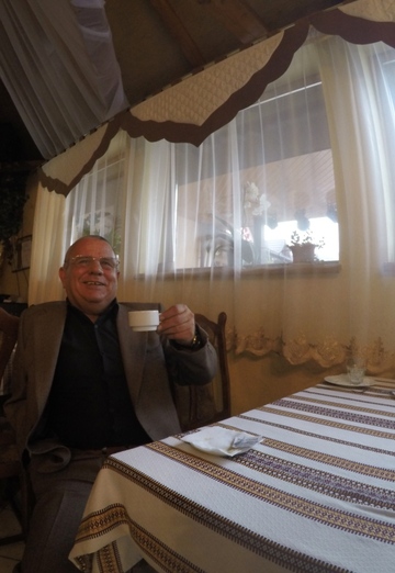 Моя фотография - Алексей Макарь, 71 из Черновцы (@alekseymakar)