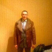 андрей, 43, Ленинск