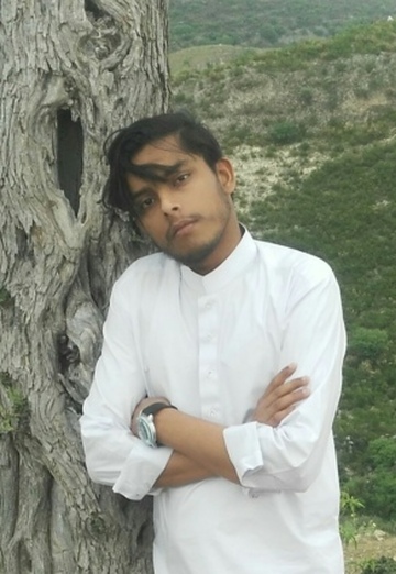 Моя фотография - Mustansar Hussain, 23 из Исламабад (@mustansarhussain)
