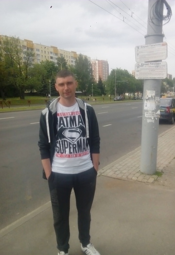 Моя фотография - Виталя, 38 из Солигорск (@vitalya10751)