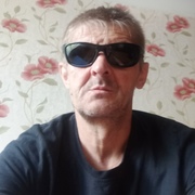 Аркадий, 29, Новосибирск